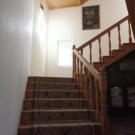 Guest House Karla 科布列季 外观 照片