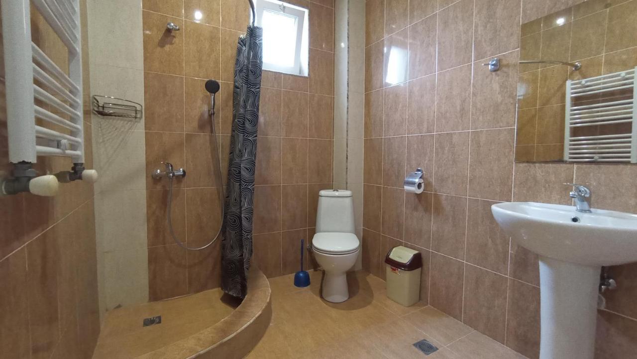 Guest House Karla 科布列季 外观 照片